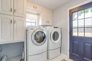 3704 Edgefield Ln, Bedford, TX 76021 - Photo 13