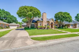 3704 Edgefield Ln, Bedford, TX 76021 - Photo 25