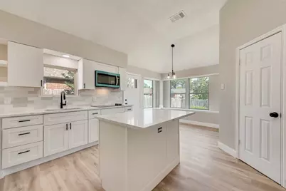 4913 Meadow Vista Place, Garland, TX 75043 - Photo 9