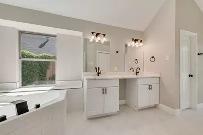 4913 Meadow Vista Place, Garland, TX 75043 - Photo 15