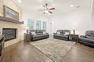321 Park Hill Ln, Grapevine, TX 76051 - Photo 17