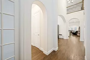 321 Park Hill Ln, Grapevine, TX 76051 - Photo 5