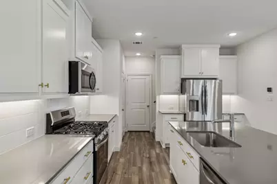 3705 Pierce Lane, Grand Prairie, TX 75052 - Photo 9