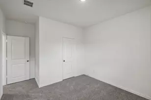 3705 Pierce Ln, Grand Prairie, TX 75052 - Photo 21