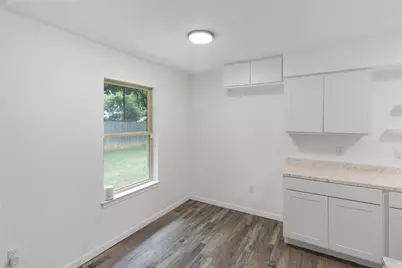 4301 Middlebrook Drive, Arlington, TX 76016 - Photo 9