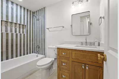 10801 Middle Knoll Drive, Dallas, TX 75238 - Photo 17