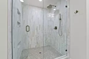 10801 Middle Knoll Dr, Dallas, TX 75238 - Photo 23