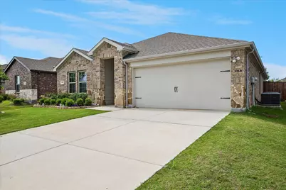 936 Glover Drive, Aubrey, TX 76227 - Photo 3
