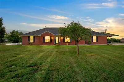 274 Dove Hill Lane, China Spring, TX 76633 - Photo 1