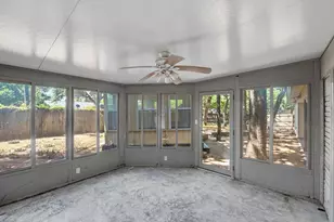 1917 Toplea Dr, Euless, TX 76040 - Photo 31
