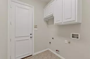 3351 Garrett Dr, Irving, TX 75062 - Photo 27