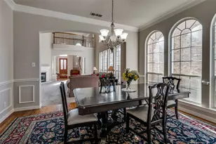3351 Garrett Dr, Irving, TX 75062 - Photo 5