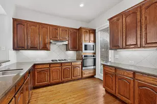 3351 Garrett Dr, Irving, TX 75062 - Photo 13