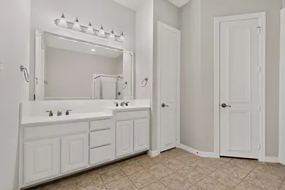 3351 Garrett Drive, Irving, TX 75062 - Photo 19