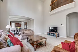 3351 Garrett Dr, Irving, TX 75062 - Photo 3