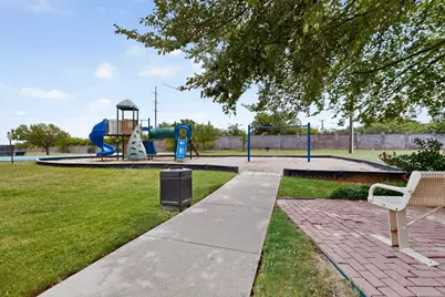 3351 Garrett Drive, Irving, TX 75062 - Photo 31