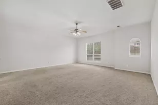 3351 Garrett Dr, Irving, TX 75062 - Photo 17