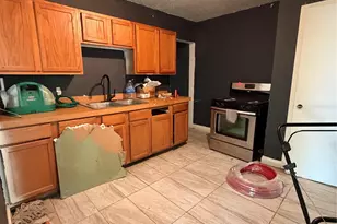1531 Padgitt Ave, Dallas, TX 75203 - Photo 3