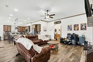 207 Bayless Ave, Godley, TX 76044 - Photo 7