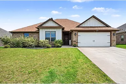 207 Bayless Avenue, Godley, TX 76044 - Photo 1