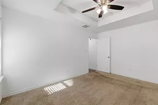 521 E Sears St, Denison, TX 75021 - Photo 15