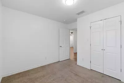 521 E Sears Street, Denison, TX 75021 - Photo 11