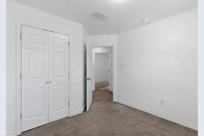 521 E Sears Street, Denison, TX 75021 - Photo 9