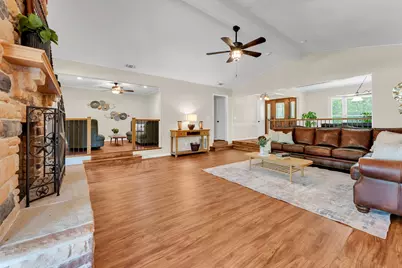 3908 Wildwood, Euless, TX 76040 - Photo 13