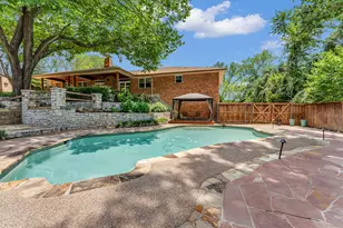 3908 Wildwood, Euless, TX 76040 - Photo 29