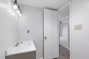 5733 Maiden Ln, Fort Worth, TX 76131 - Photo 13