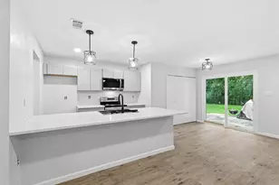 5733 Maiden Ln, Fort Worth, TX 76131 - Photo 5