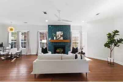 612 W 8th Street, Dallas, TX 75208 - Photo 7