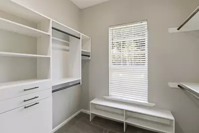 612 W 8th Street, Dallas, TX 75208 - Photo 17