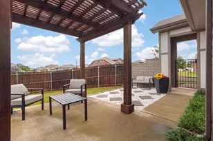 599 Concho St, Aubrey, TX 76227 - Photo 5