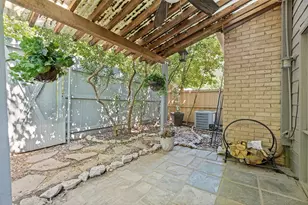 7452 E NW Hwy, Dallas, TX 75231 - Photo 15