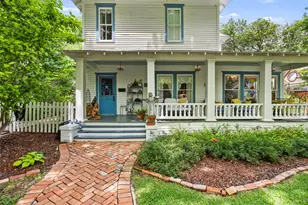 604 W Jefferson St, Waxahachie, TX 75165 - Photo 3
