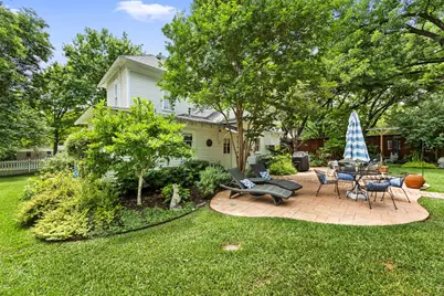 604 W Jefferson Street, Waxahachie, TX 75165 - Photo 33
