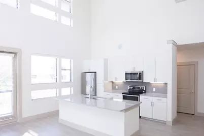 2100 Moser Avenue #205, Dallas, TX 75206 - Photo 3