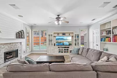 828 Lakeview Court, Coppell, TX 75019 - Photo 7