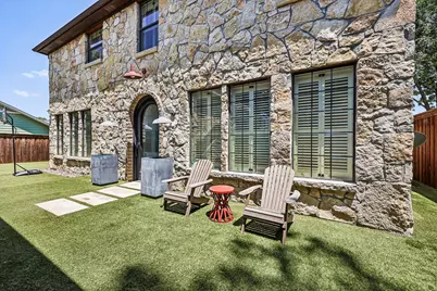 221 N Lucas Drive, Grapevine, TX 76051 - Photo 37