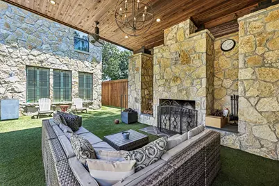 221 N Lucas Drive, Grapevine, TX 76051 - Photo 39