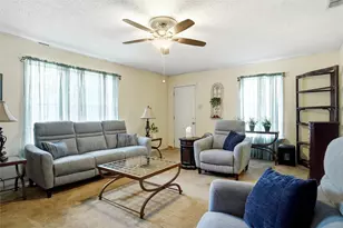 3204 Edith Ln, Haltom City, TX 76117 - Photo 9