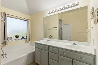 9236 Jason Drive, White Settlement, TX 76108 - Photo 17