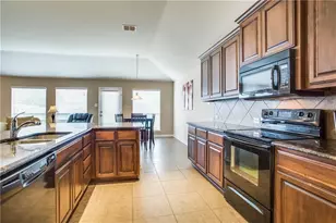 3444 Crisoforo Dr, Denton, TX 76207 - Photo 3