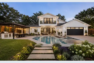 3217 Golfing Green, Farmers Branch, TX 75234 - Photo 5