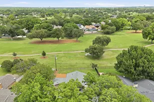 3217 Golfing Green, Farmers Branch, TX 75234 - Photo 39