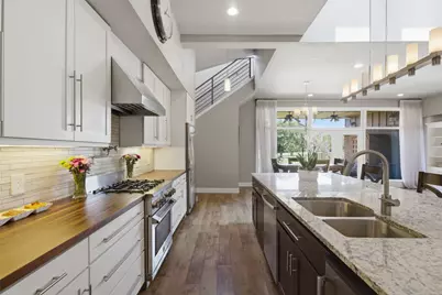 3217 Golfing Green, Farmers Branch, TX 75234 - Photo 13