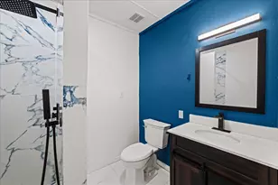 2400 Douglas Ave, Irving, TX 75062 - Photo 25