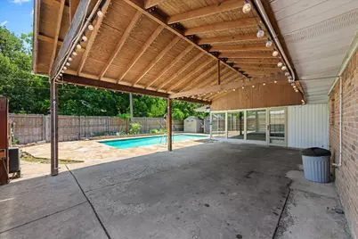 2400 Douglas Avenue, Irving, TX 75062 - Photo 33