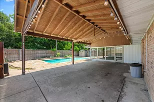 2400 Douglas Ave, Irving, TX 75062 - Photo 33